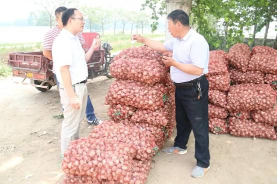 1526289792959641.jpg 2.jpg